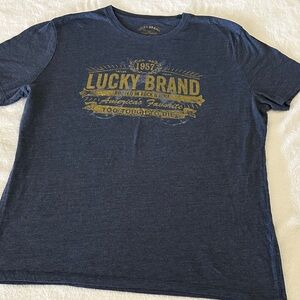Lucky Brand Men's Navy and Gold Graphic Tee